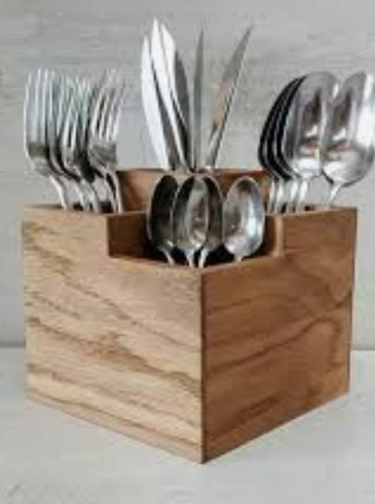 CUTLERY CADDY